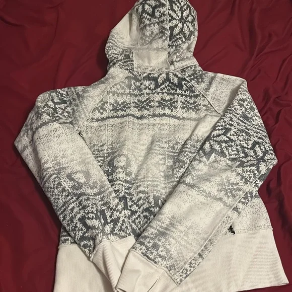 LULULEMON LIMITED EDITION HOODIE SZ 8 - Picture 6 of 8